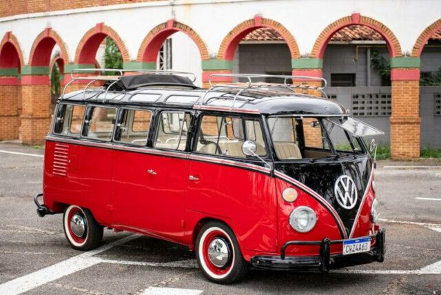 Volkswagen bus restoration samba (26)