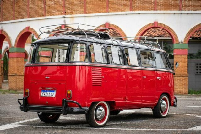 Volkswagen bus restoration samba (47)