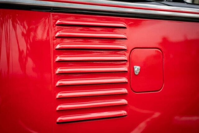 Volkswagen bus restoration samba (51)