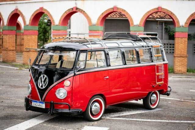 Volkswagen bus restoration samba (8)