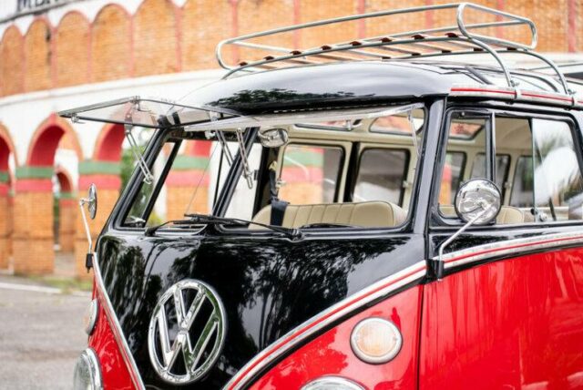 Volkswagen bus restoration samba (9)