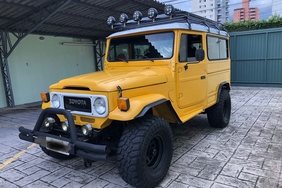 1988 Toyota Bandeirante with Mercedes 608 engine, 4x4 with low gear, new 33” tires, and refreshed interior