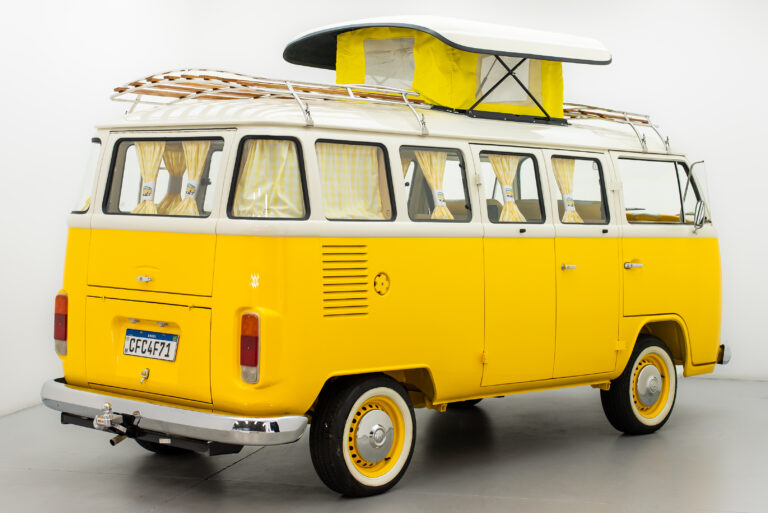 Volkswagen T2 camper bus (111)